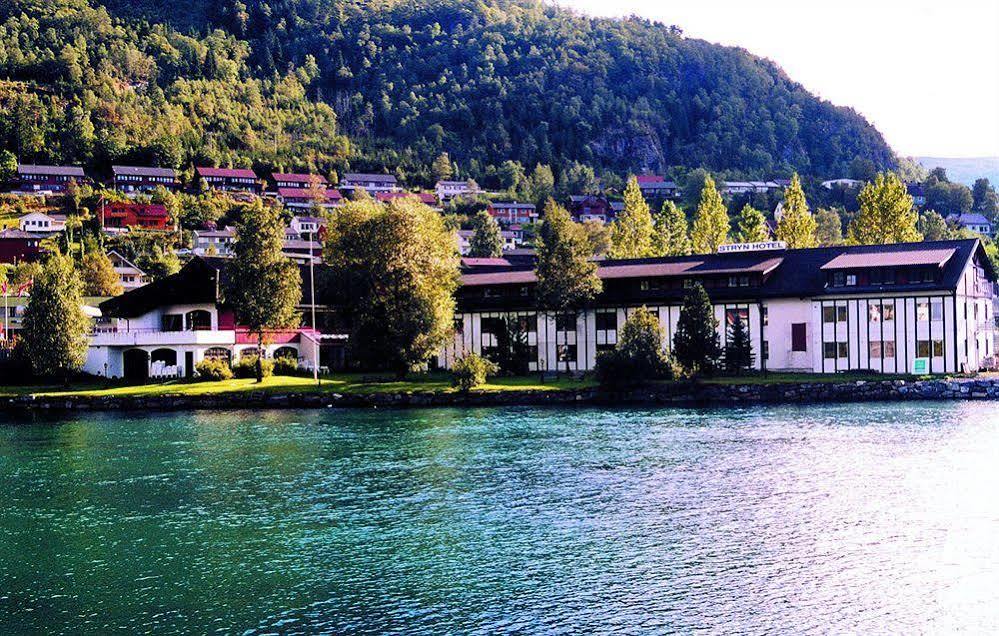 Visnes Hotel Stryn Kültér fotó