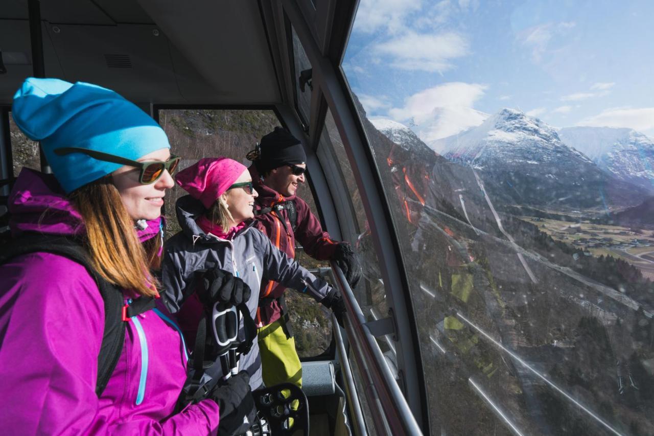 Visnes Hotel Stryn Kültér fotó
